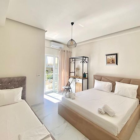 Vila Kleopatra Sarande Luaran gambar
