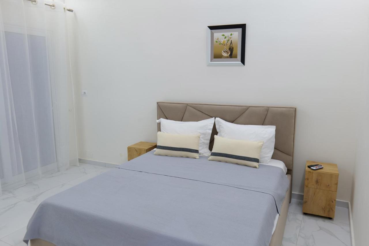 Vila Kleopatra Sarande Luaran gambar