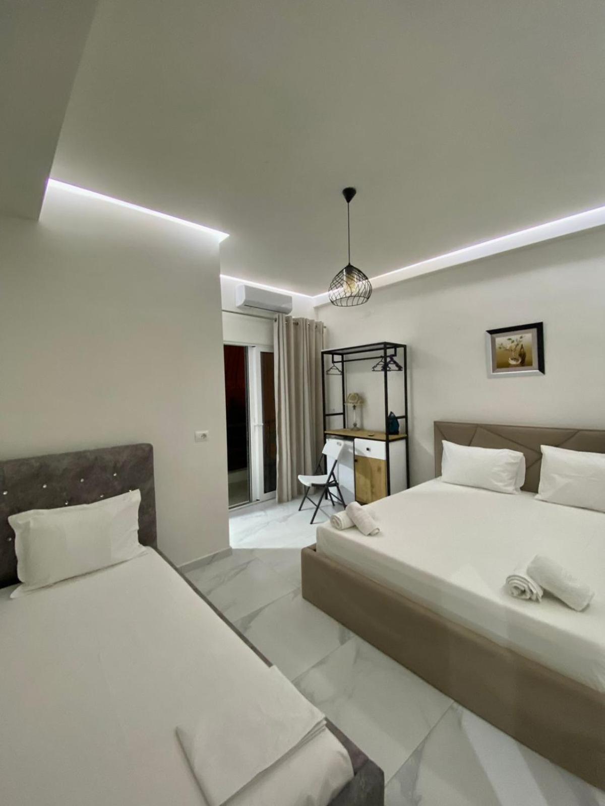Vila Kleopatra Sarande Luaran gambar