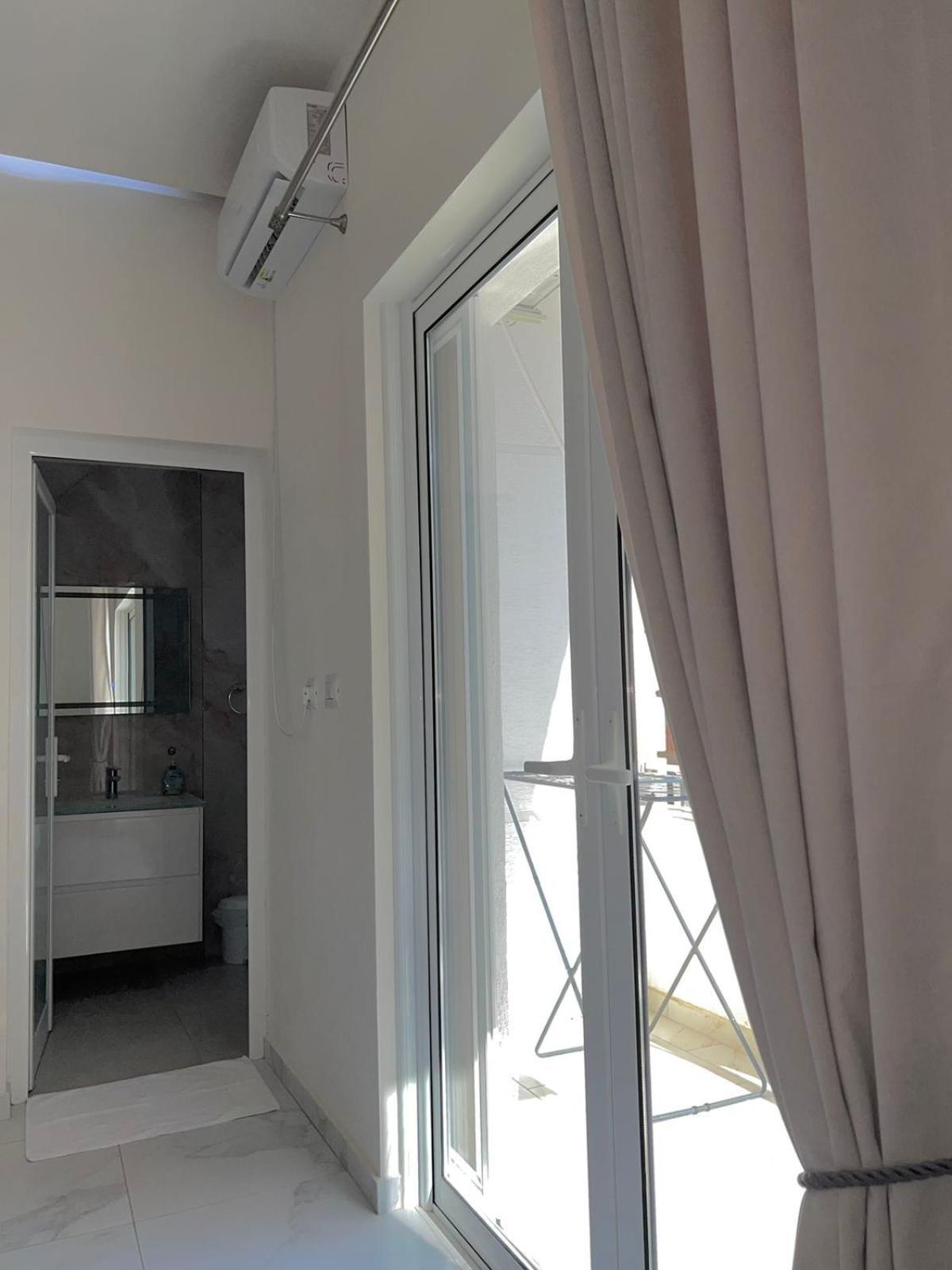 Vila Kleopatra Sarande Luaran gambar