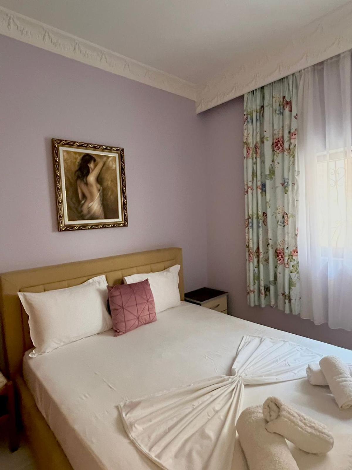 Vila Kleopatra Sarande Luaran gambar